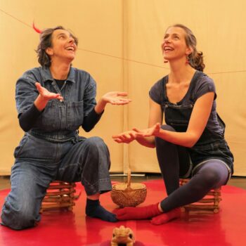 SPECTACLE JEUNE PUBLIC – “Rouge, fil rouge”